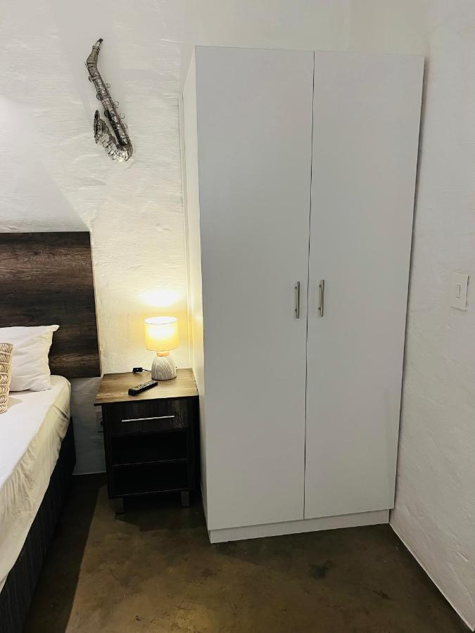 City Living Apartment 119 - Washer, 4K Tv, Fast Wifi, & Sunny Balcony Johannesburg Zewnętrze zdjęcie